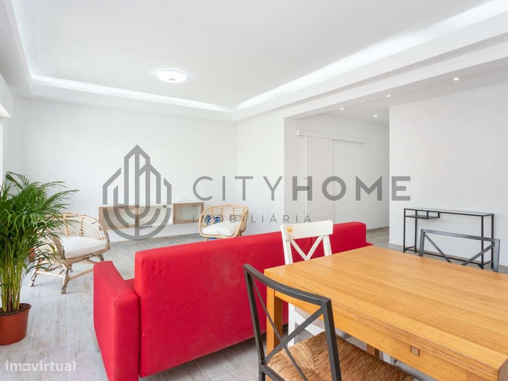 Apartamento T2 Renovado - Grande imagem: 3/26