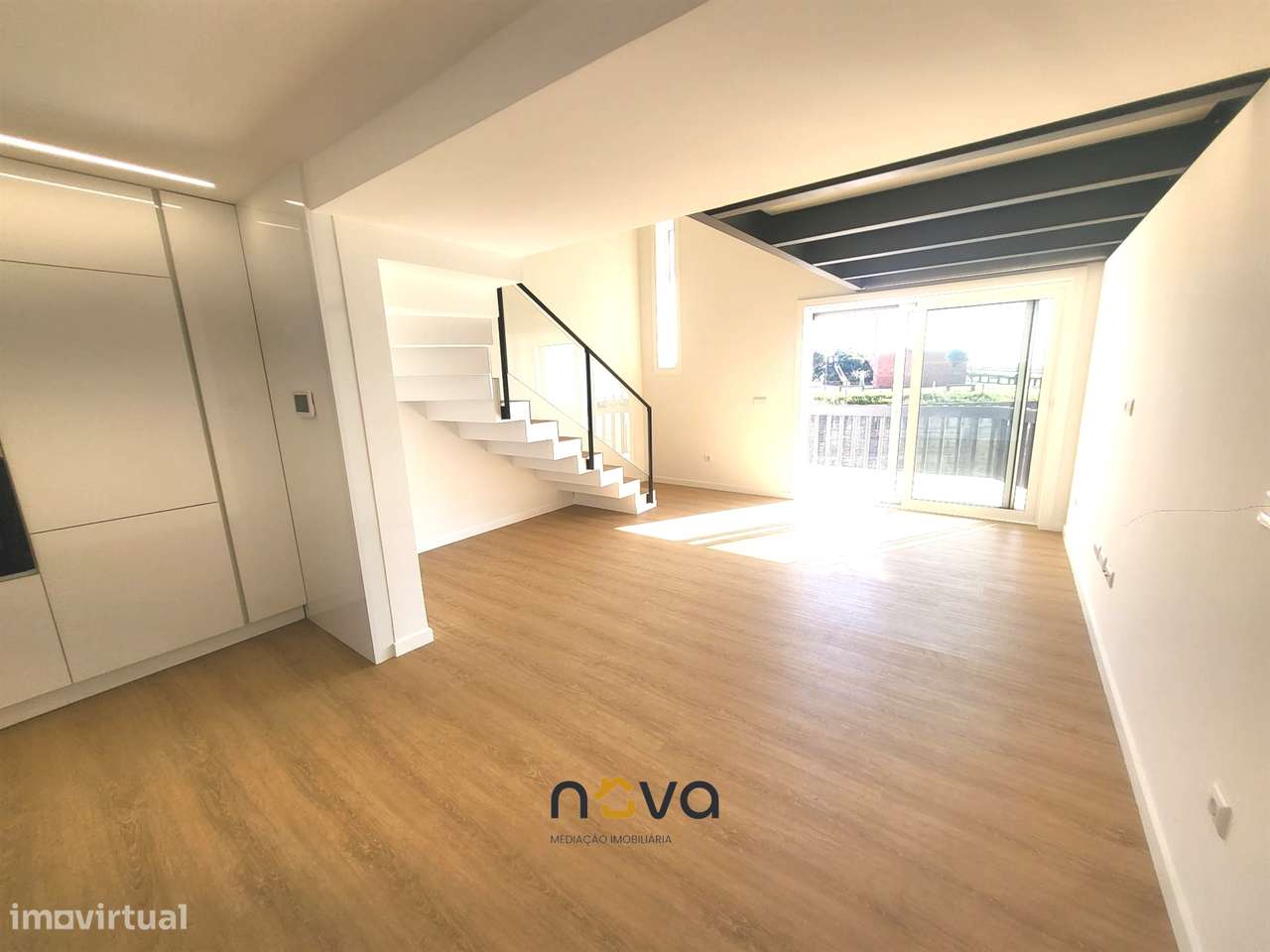 Moradia T3 em primeira linha de mar - Grande imagem: 5/21