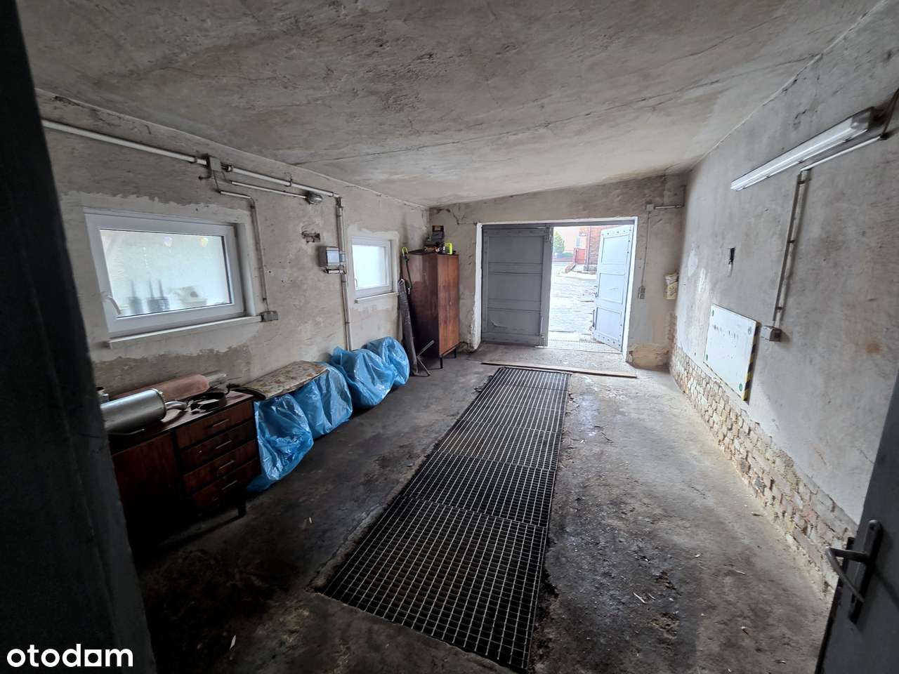 REZERWACJA (Dom blisko lasu wraz z budynkiem garażowo - magazynowym)-17