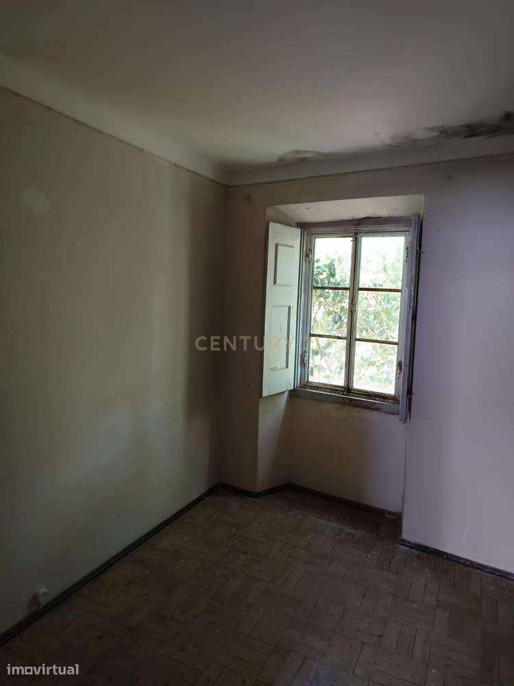 Espaçosa Moradia para Recuperação em Estremoz-16