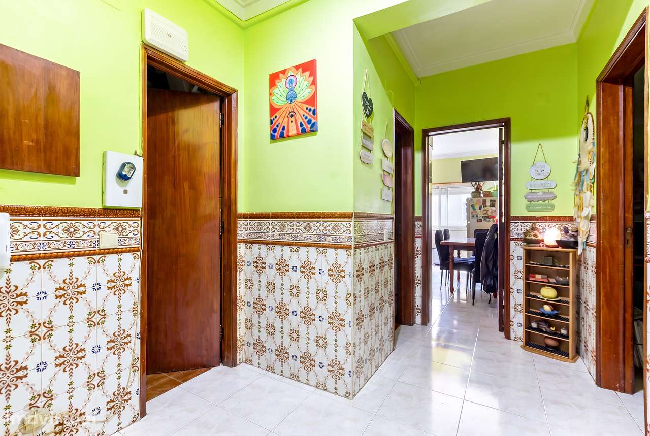Apartamento T2, Amora-3