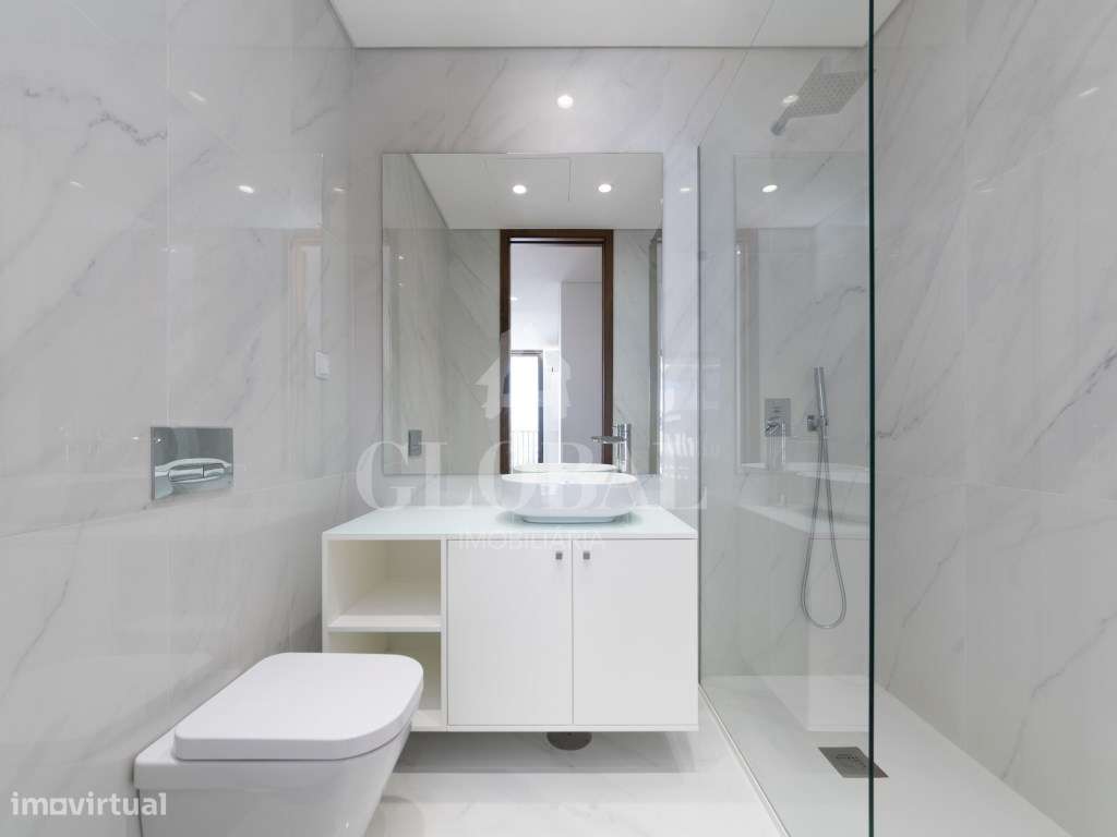 Apartamento T2 Condomínio HILGARDEN-10