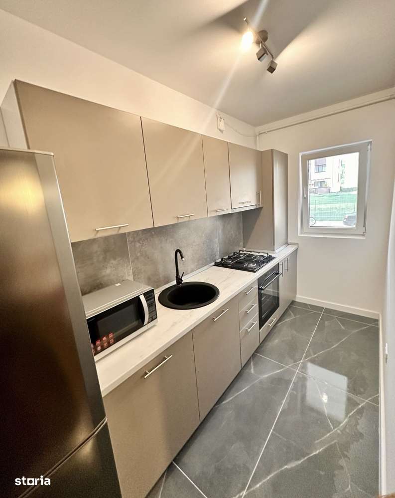 Inchirere garsoniera Popesti Leordeni 4 minute Metrou Berceni - Imagine principală: 2/5