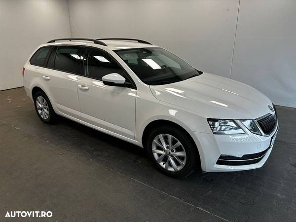 Skoda Octavia Combi Diesel 1.6 TDI DSG Style - 30