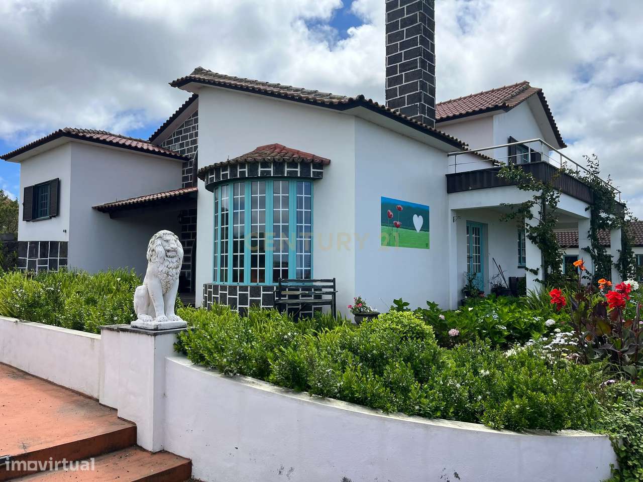 Uma residência excepcional no Pico da Pedra, Ribeira Grande-33