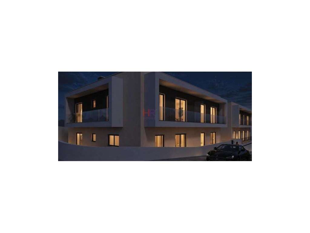 T2 em construção com garagem e varanda à venda em São Martinho do B...-0