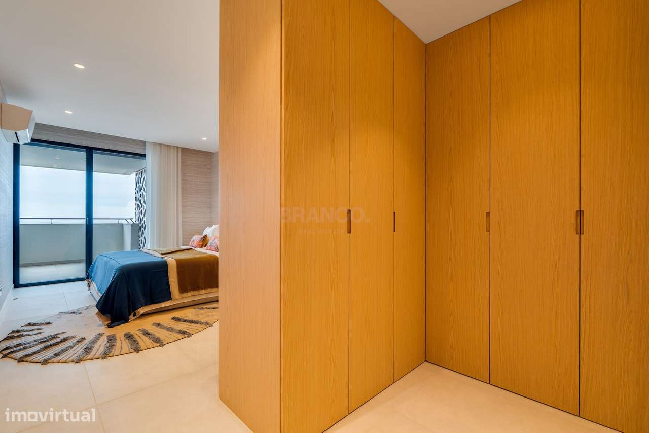 Apartamento moderno de 2 quartos próximo à praia e campo de golfe-13