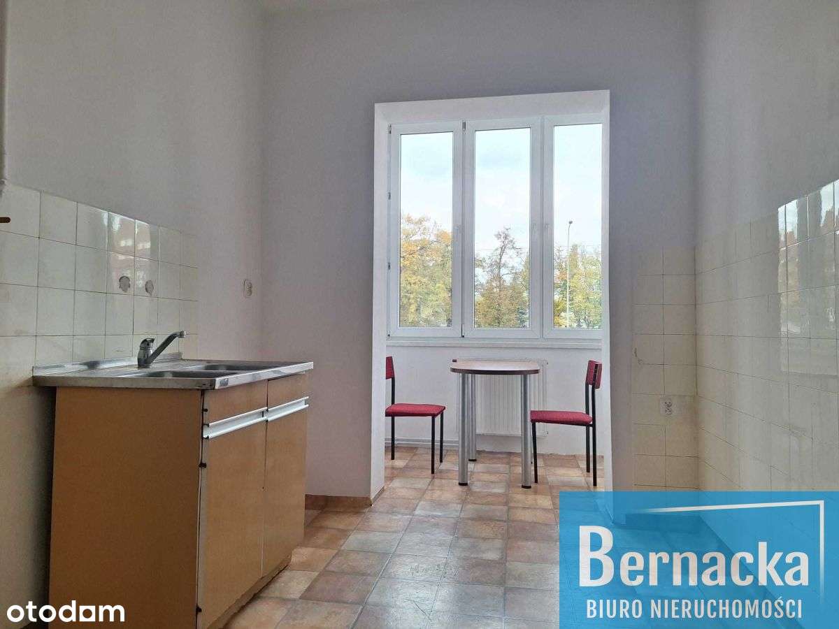 Mieszkanie 3-pokojowe na Hallera-2