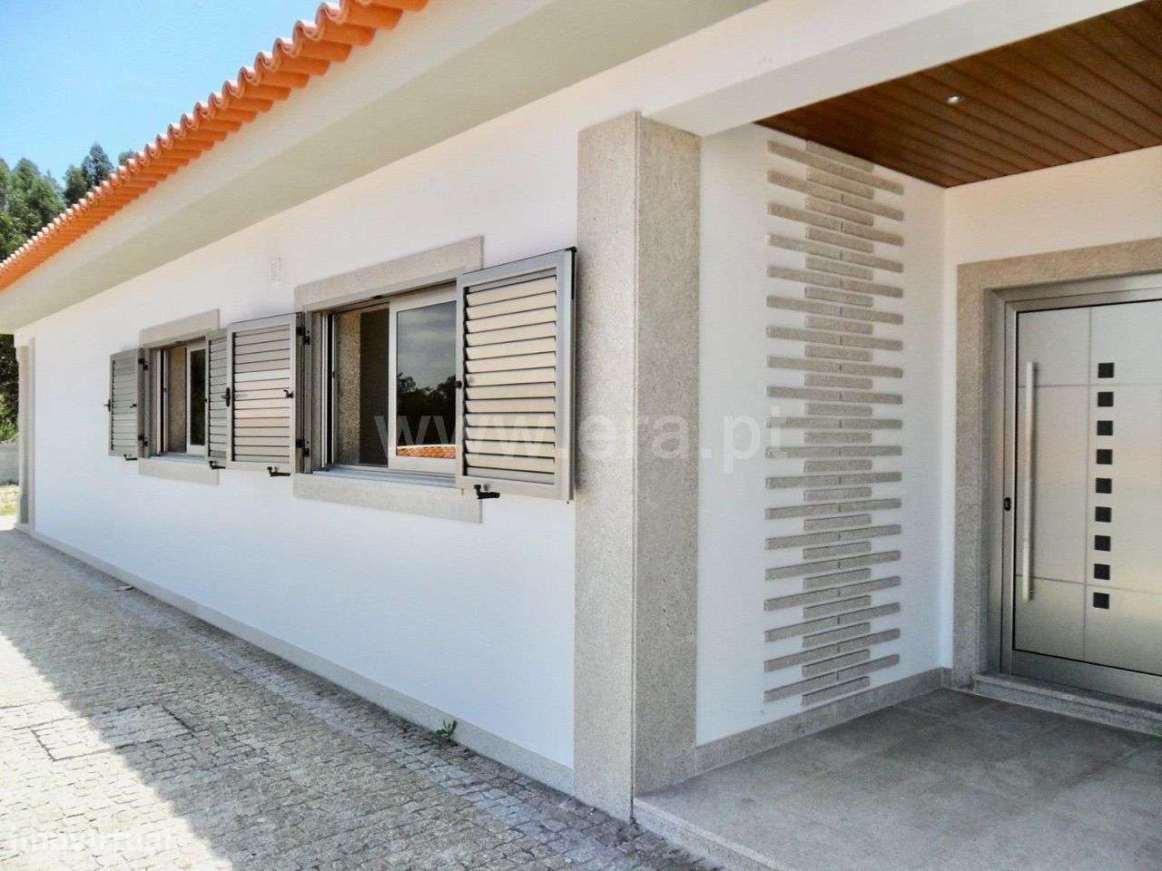 Moradia Térrea com Piscina em Duas Igrejas - Paredes - Grande imagem: 2/13