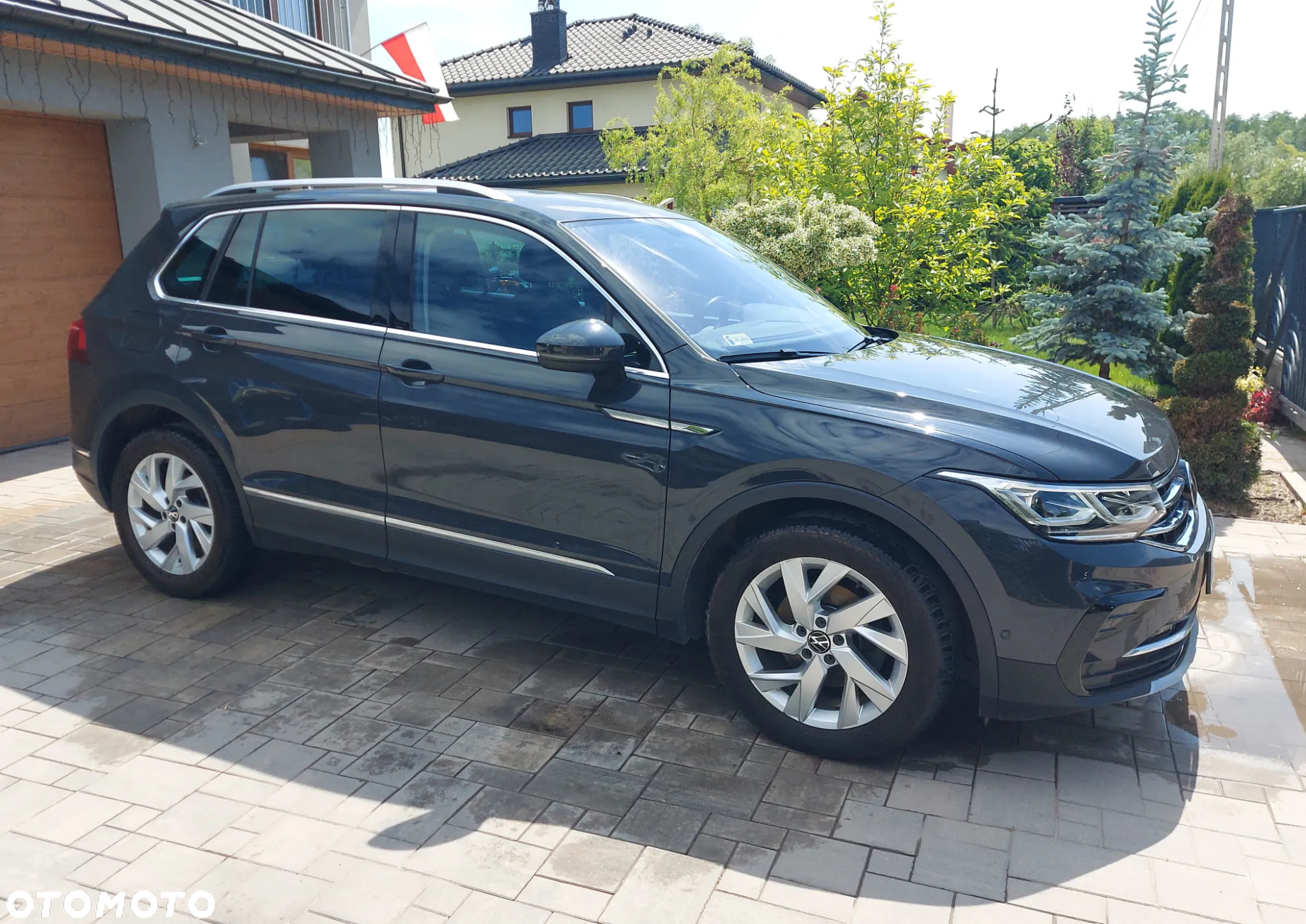 Volkswagen Tiguan 2.0 TDI SCR 4Mot Elegance DSG - 2