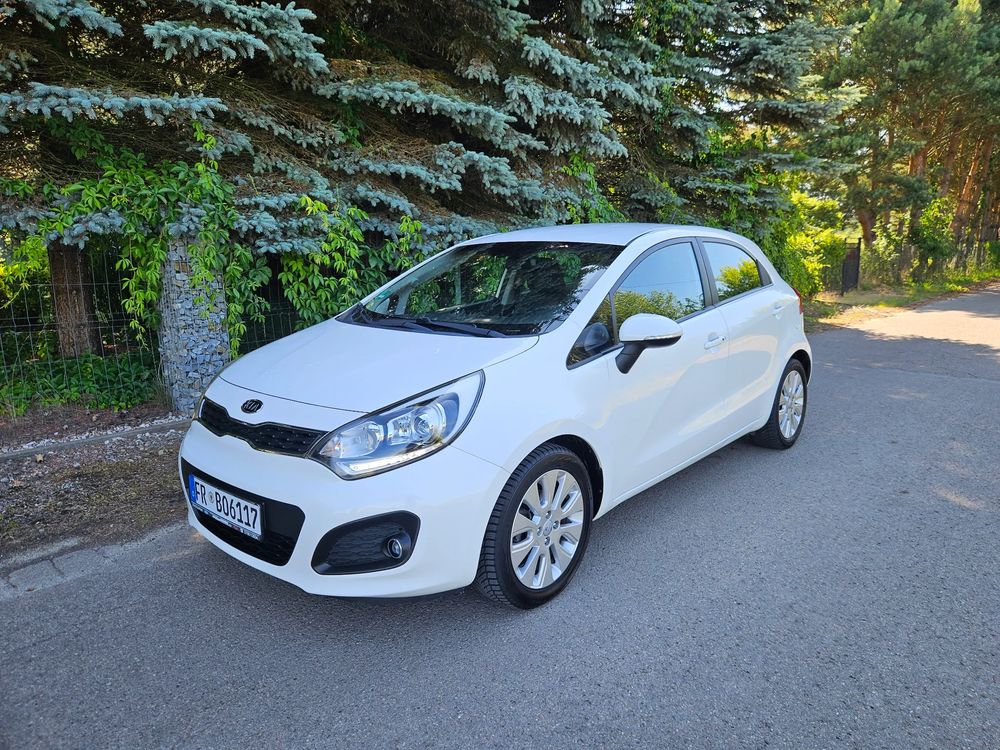 Kia Rio IV (2017-) 1.2 Business Line 2012