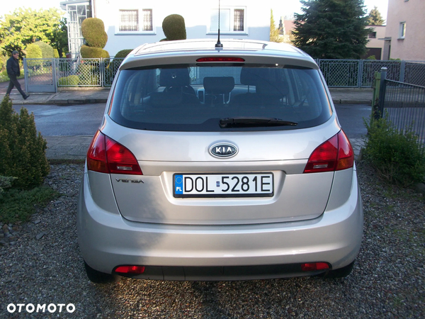 Kia Venga 1.4 CVVT Black Collection - 7