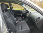 Honda Accord 2.0 Executive - 17