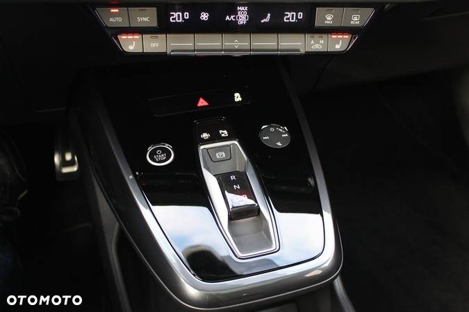 Audi Q4 e-tron 40 S Line - 13