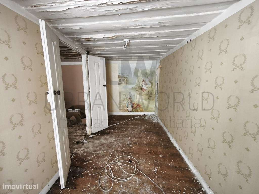 Prédio P/ Recuperar, Estrela - Lisboa, 398m2-2
