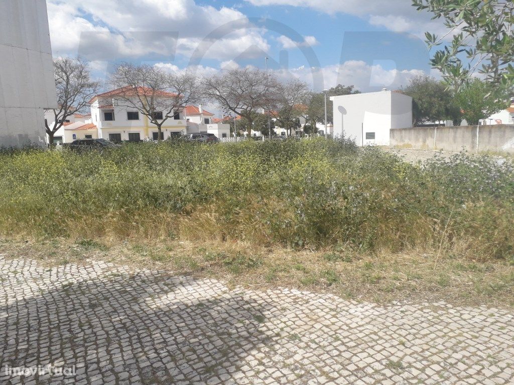 Terreno Urbano - Samora Correia - 138.900€