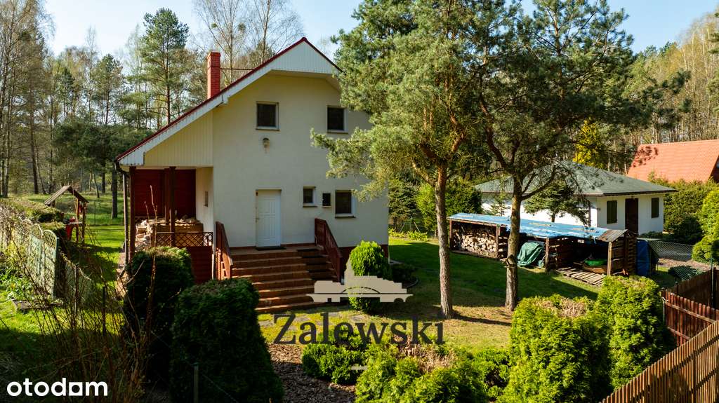 Dom  nad jeziorem w Rybakowie.-6