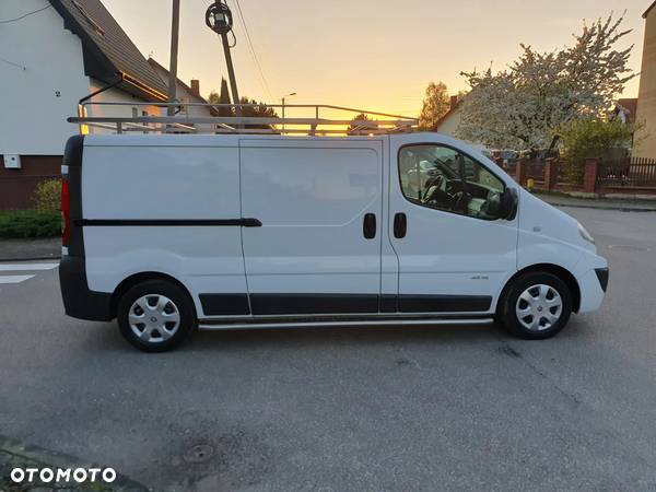 Renault Trafic - 16