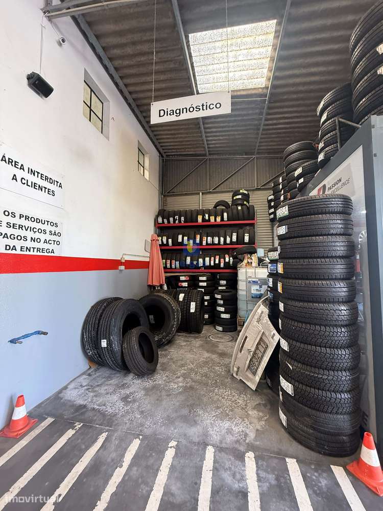 Trespasse de Oficina Automóvel Totalmente Equipada em pleno funcioname - Grande imagem: 4/49