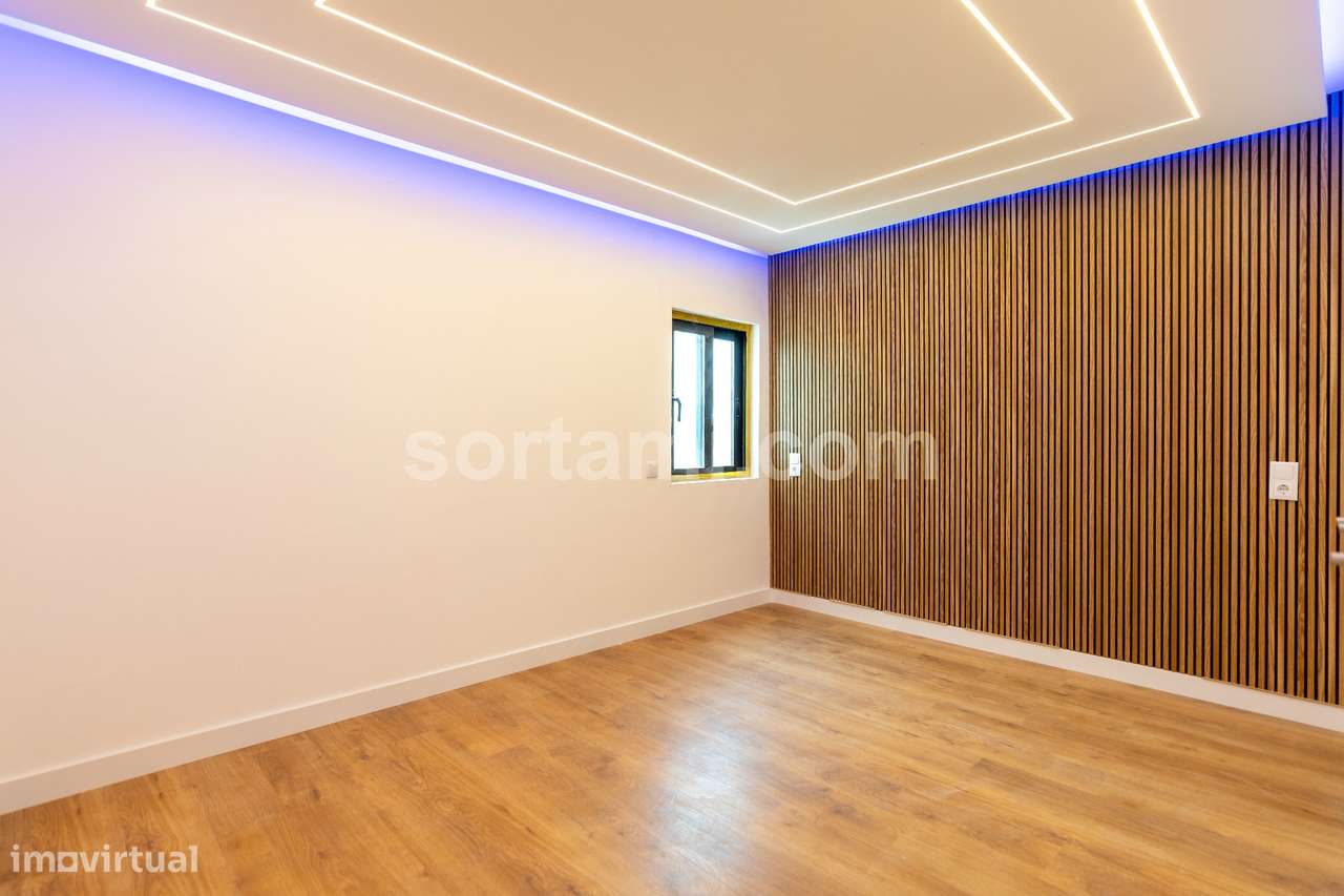 Apartamento T2 Venda em Quarteira,Loulé - Grande imagem: 5/11