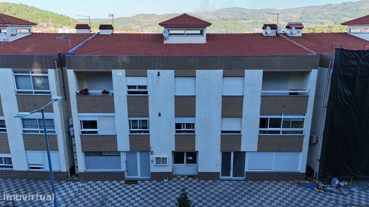 Apartamento T3 em Tarouca - Rua da Ponte Pedrinha - Grande imagem: 2/20