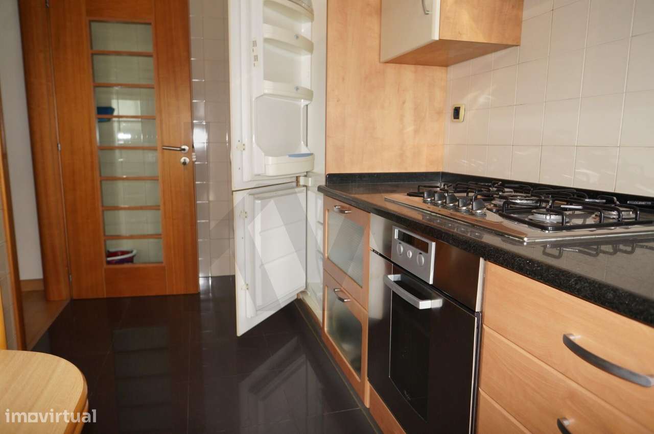 Apartamento T2 para Arrendamento | Avenida Cidade de Bratislava | Marv - Grande imagem: 5/25