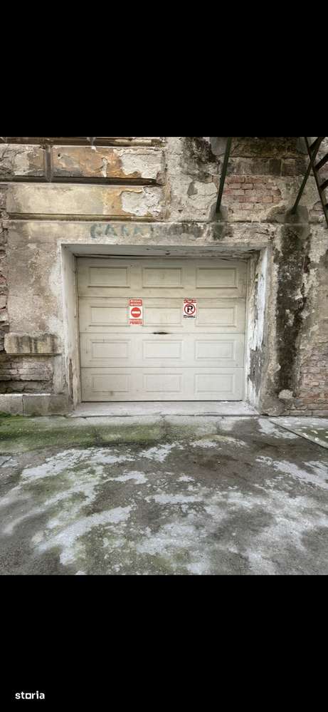 Garaj ultracentral in Palatul Neumann, cu CF propriu din caramida - Imagine principală: 4/4