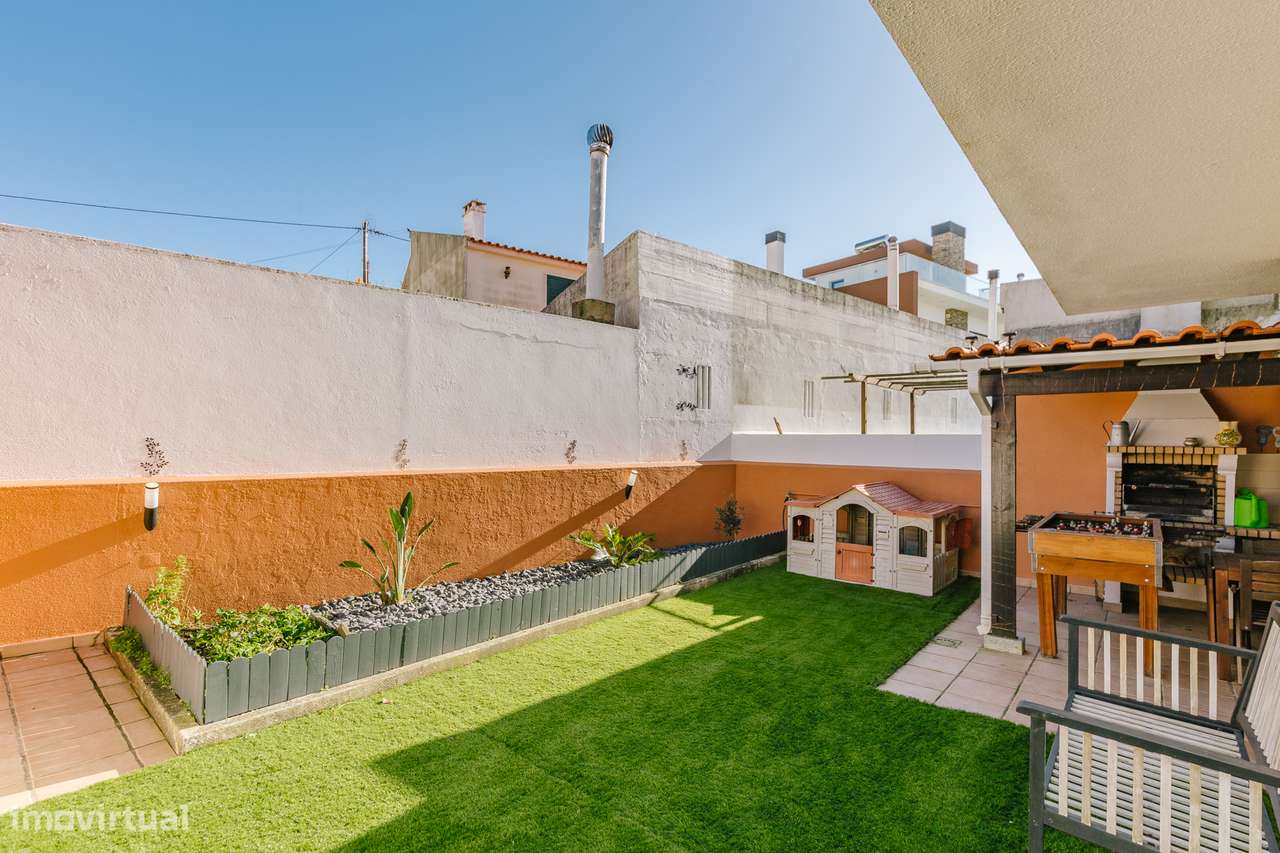 Moradia, 333 m², Ramada e Caneças - Grande imagem: 4/40