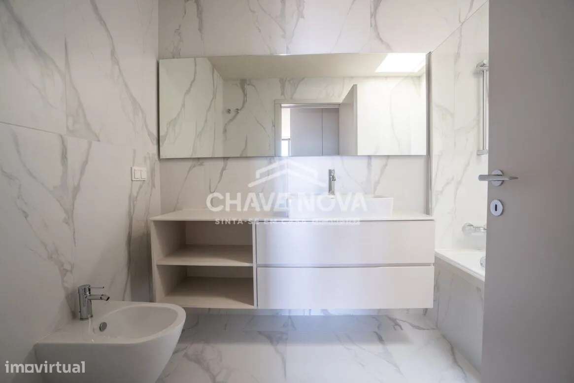 Penhouse Duplex de Luxo | T3 na Afurada-11