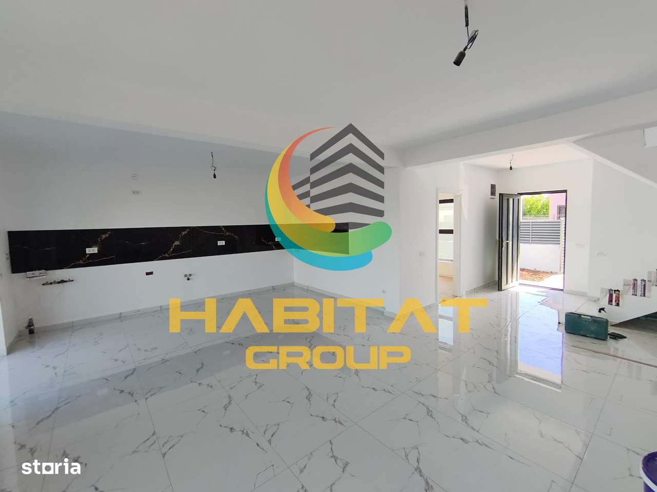 Casa individuala, 5 camere, 3 bai, finisaje premium - Imagine principală: 2/10