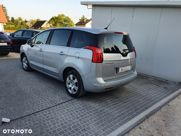 Peugeot 5008 1.6 Active 7os - 9