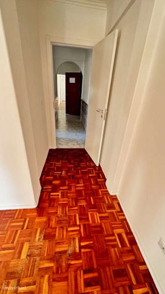 Apartamento T2 à venda na Avenida Santa Maria, Cacem - Grande imagem: 5/19