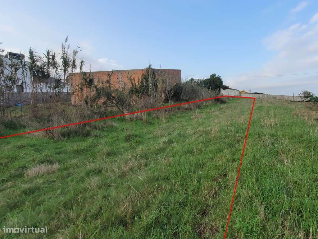 Terreno para construção de 2 moradias - Grande imagem: 4/8