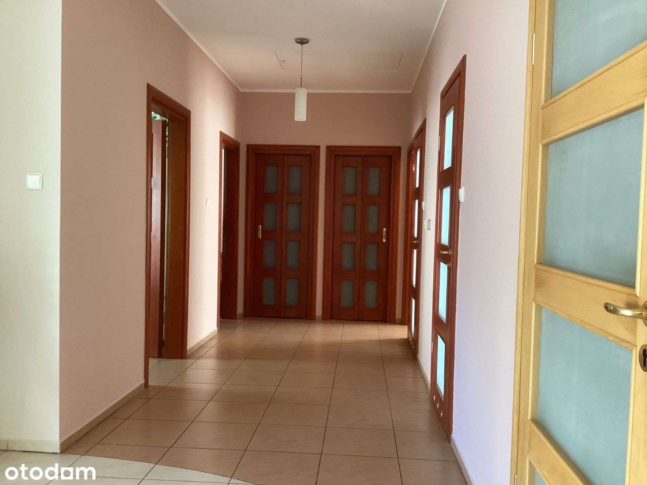 Dom mieszkalny i dom + budynek użytkowy do najmu-13