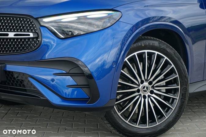 Mercedes-Benz GLC 220 d 4-Matic AMG Line - 12