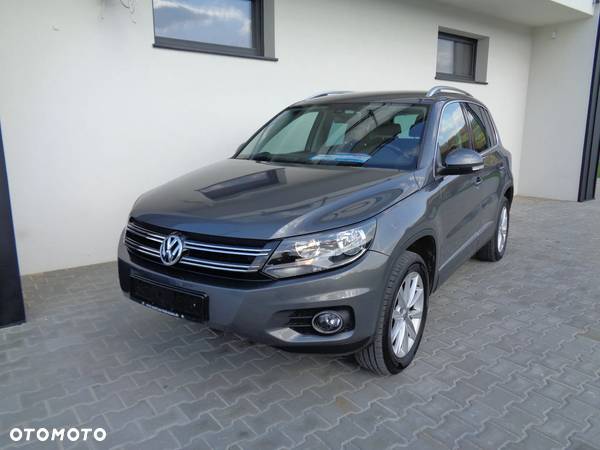 Volkswagen Tiguan - 1