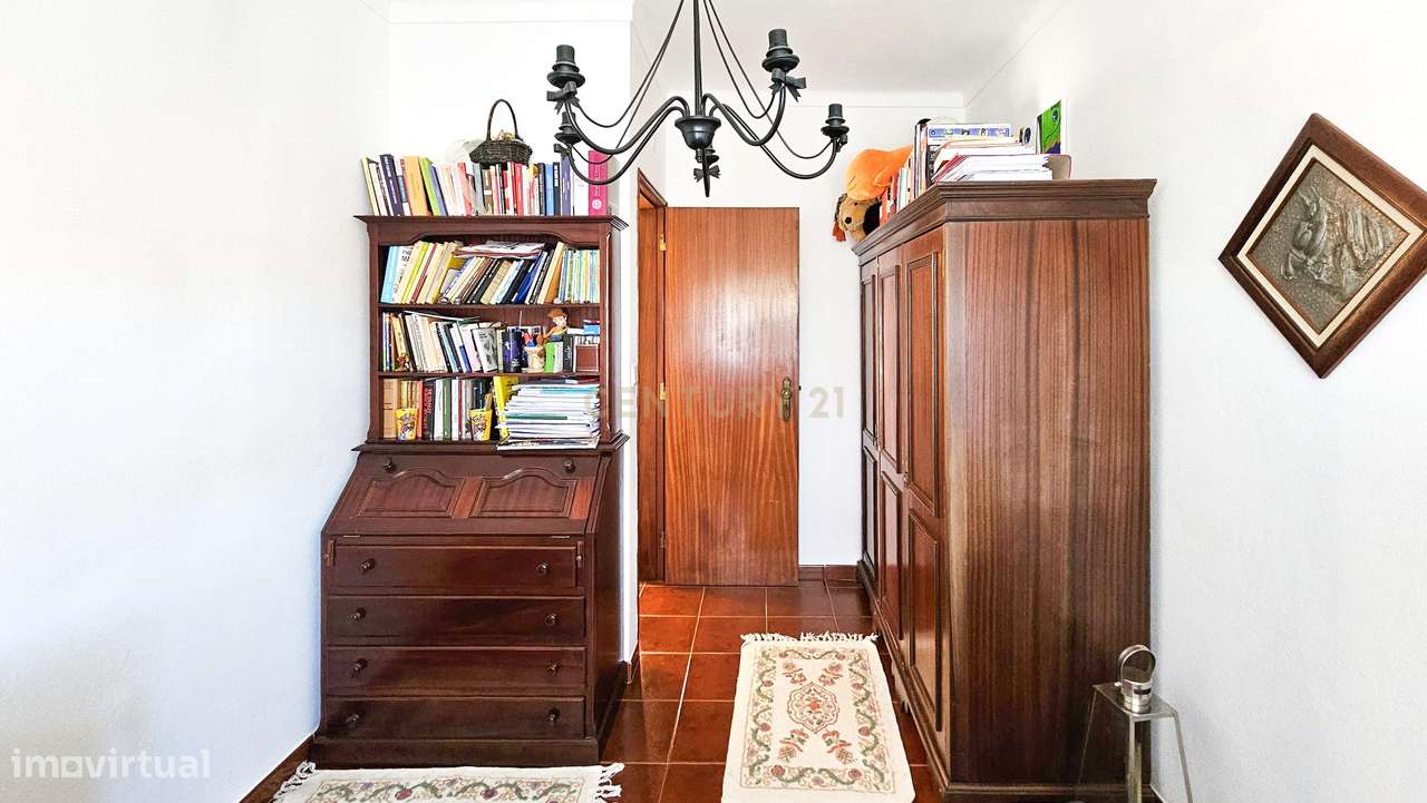 Moradia T3 em Canaviais, Évora - Oportunidade Única!-52