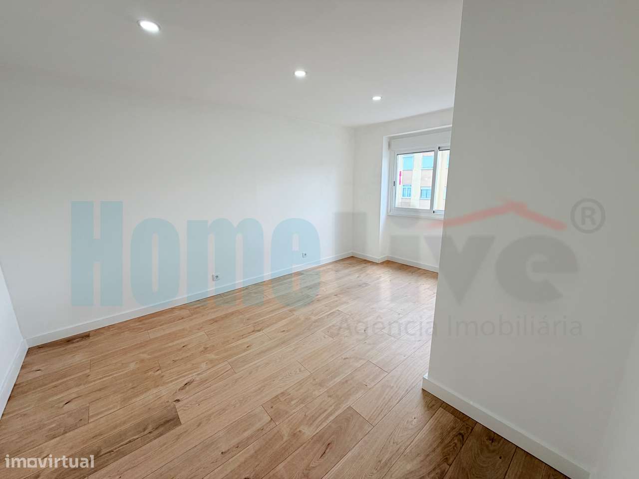 Apartamento T3 Remodelado Alverca, Próximo da Estação de Comboios-15