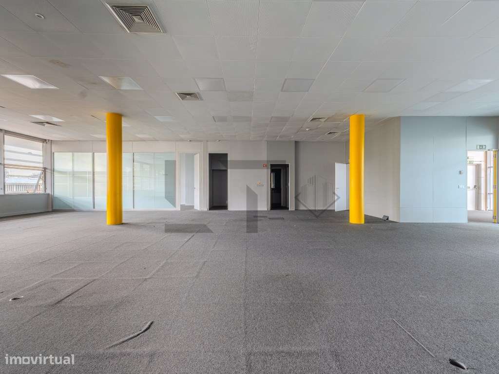 Escritório com 360 m2 para Arrendamento junto ao Starbucks no Parqu... - Grande imagem: 4/17