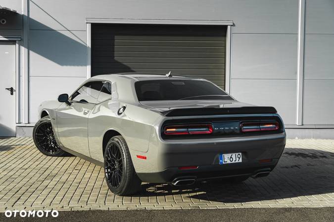 Dodge Challenger Automatik R/T Plus - 14