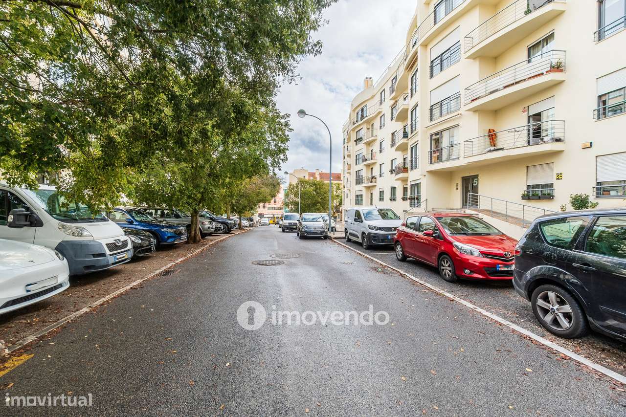 Apartamento T1 com estacionamento em Belém-37