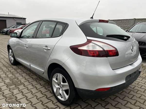 Renault Megane 1.5 dCi Energy Life - 9