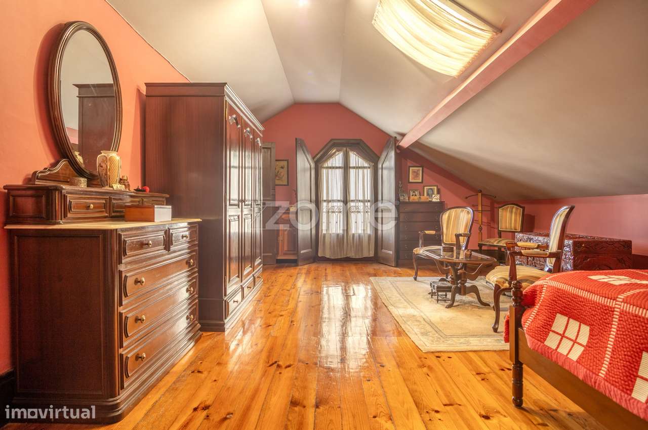 Moradia T5 no Bonfim com jardim de 110 m² - Grande imagem: 3/60