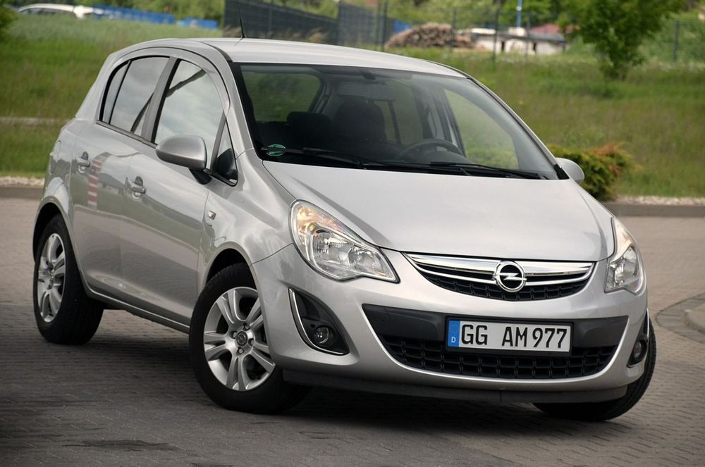Opel Corsa D 2011