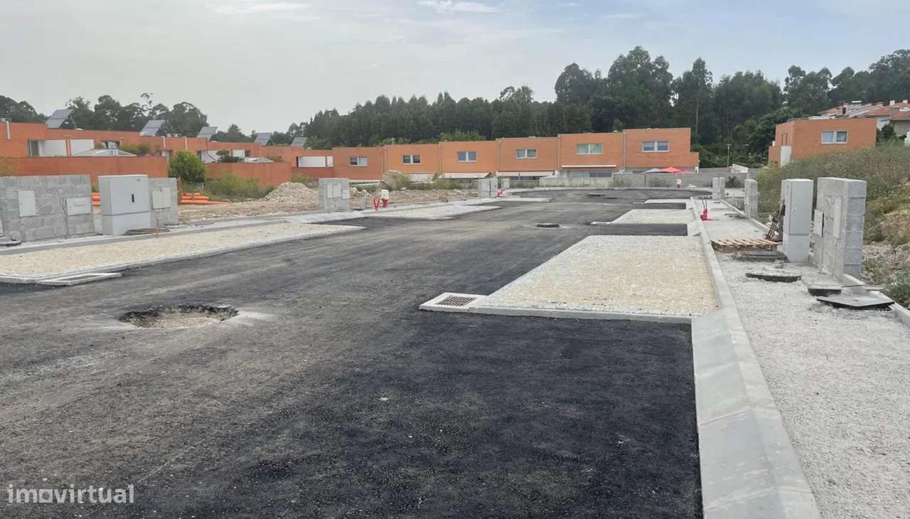 Lote em Marinhas com 472m2.-3