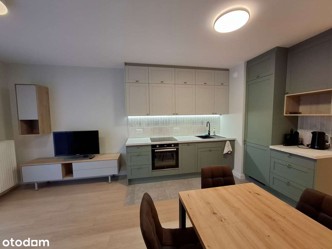 NOWE 2025! Klimatyzowane 3-pokojowe mieszkanie z balkonem i parkingiem - Pełny obrazek: 4/14