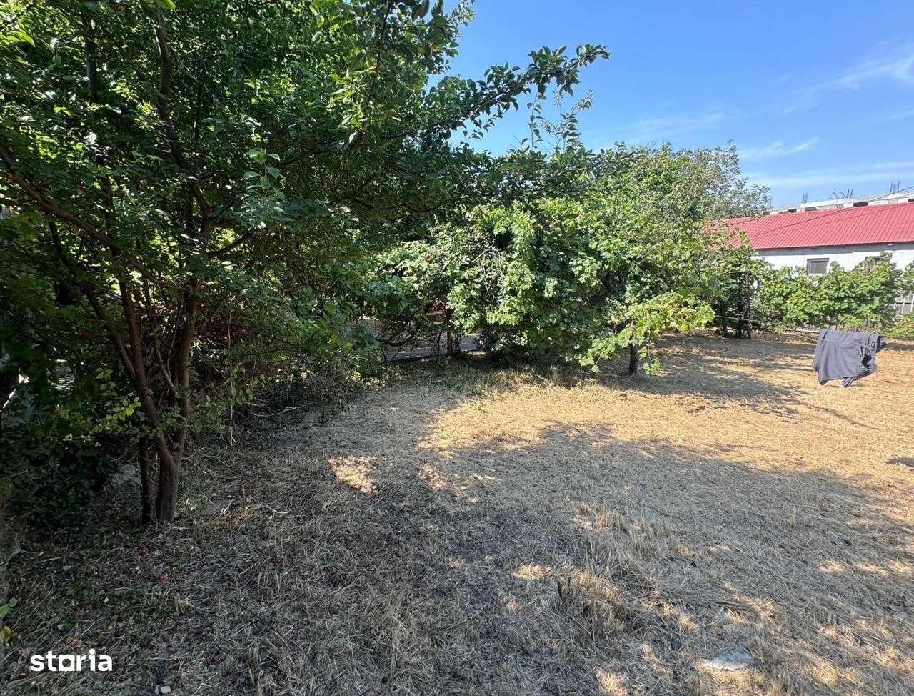 Teren cu casă demolabilă zona centrală Eforie Nord - Imagine principală: 4/6