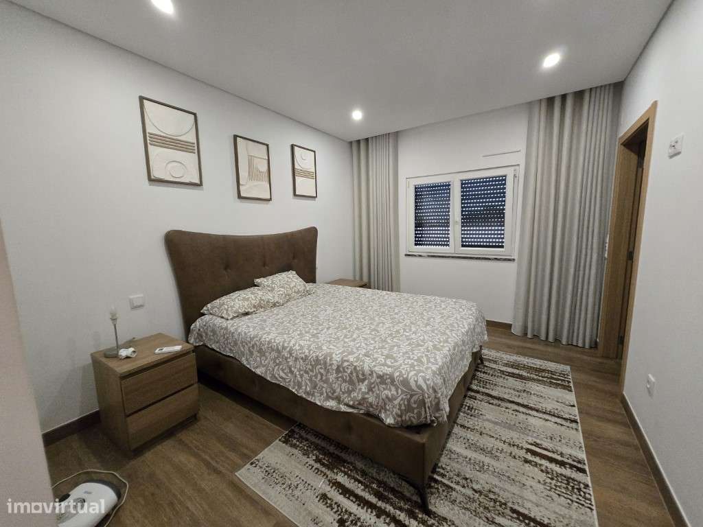 Moradia térrea T3 com garagem perto de Coruche-14