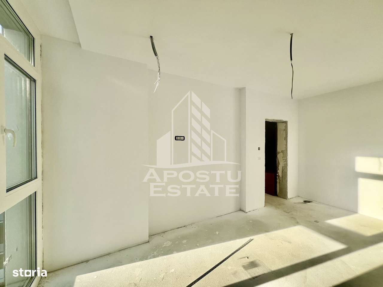 DE VANZARE Apartament doua camere cu pozitie excelenta - Imagine principală: 5/9