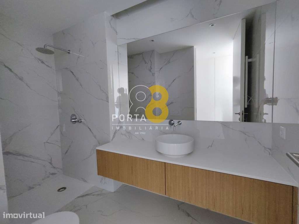 Apartamento T2, em edifício novo junto ao parque da cidade - Grande imagem: 3/44